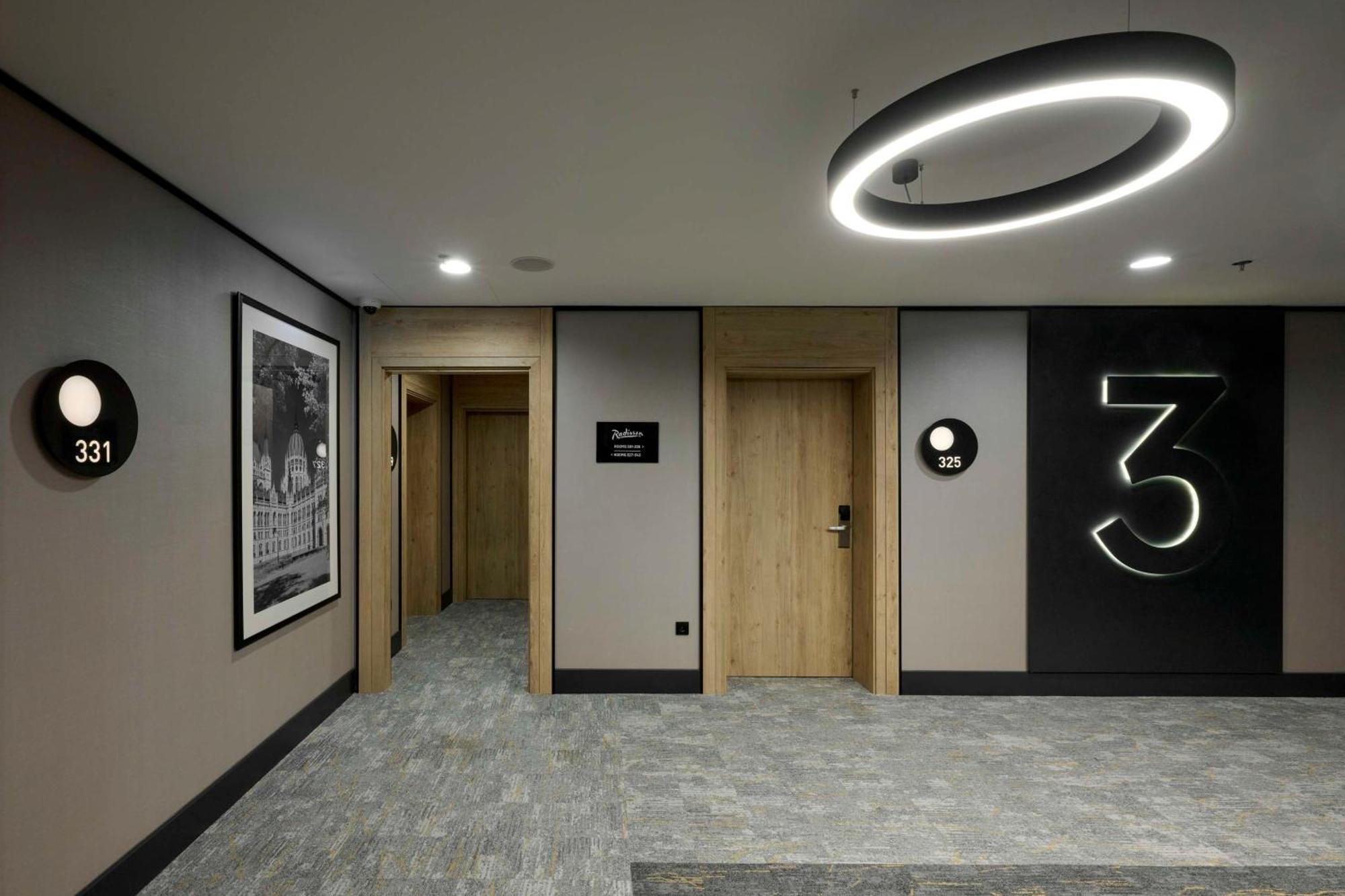 Radisson Hotel Budapest Budapart Ngoại thất bức ảnh