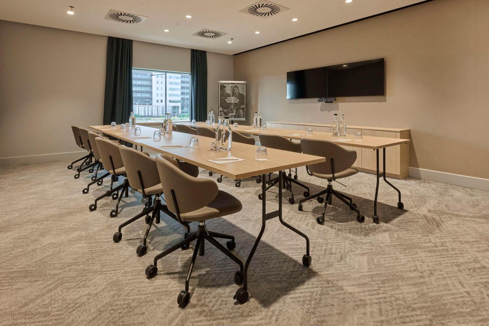 Radisson Hotel Budapest Budapart Ngoại thất bức ảnh