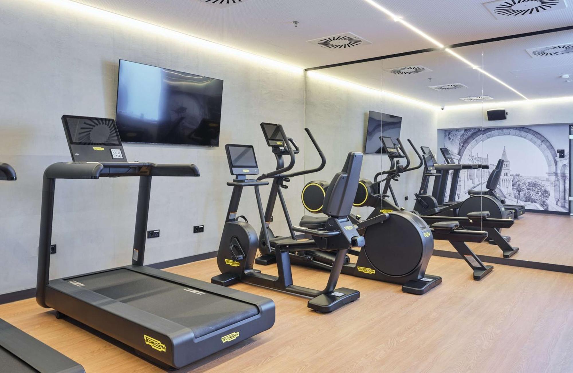 Radisson Hotel Budapest Budapart Ngoại thất bức ảnh