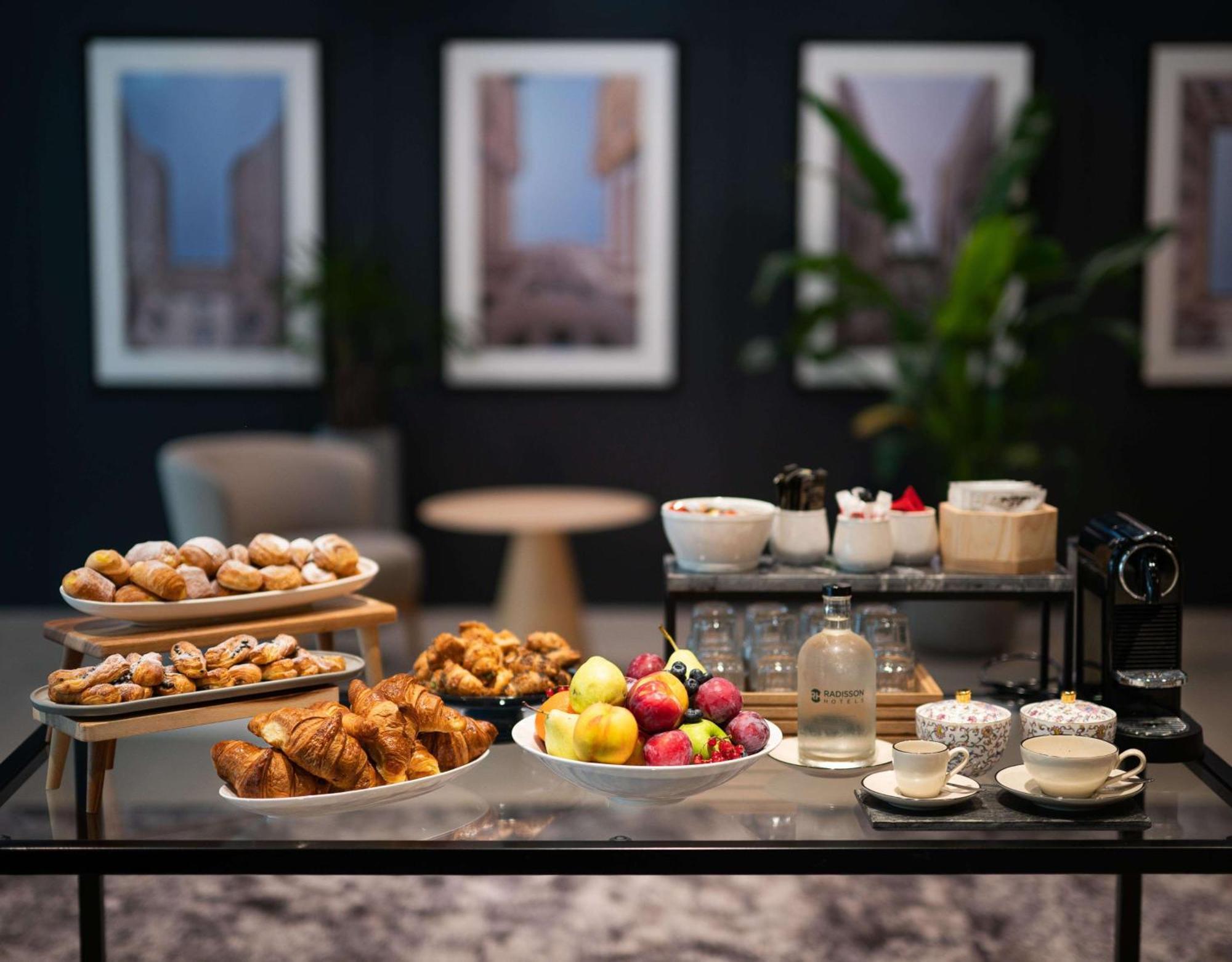 Radisson Hotel Budapest Budapart Ngoại thất bức ảnh